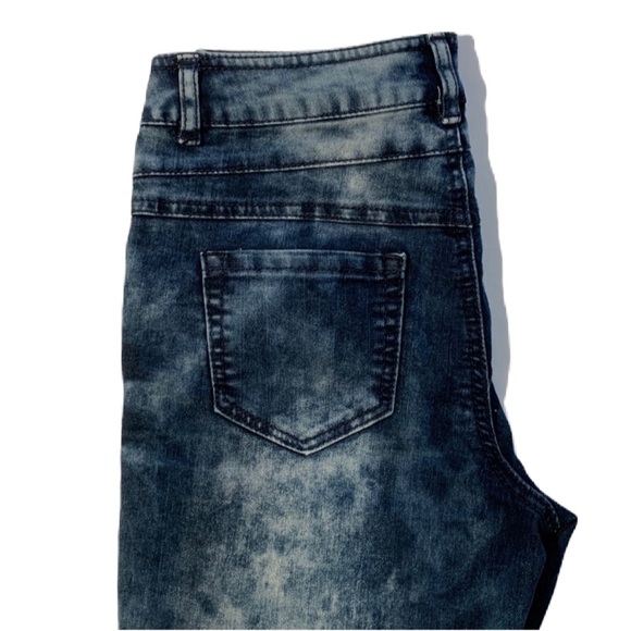 Blue Spice Size 7 - Picture 3 of 10